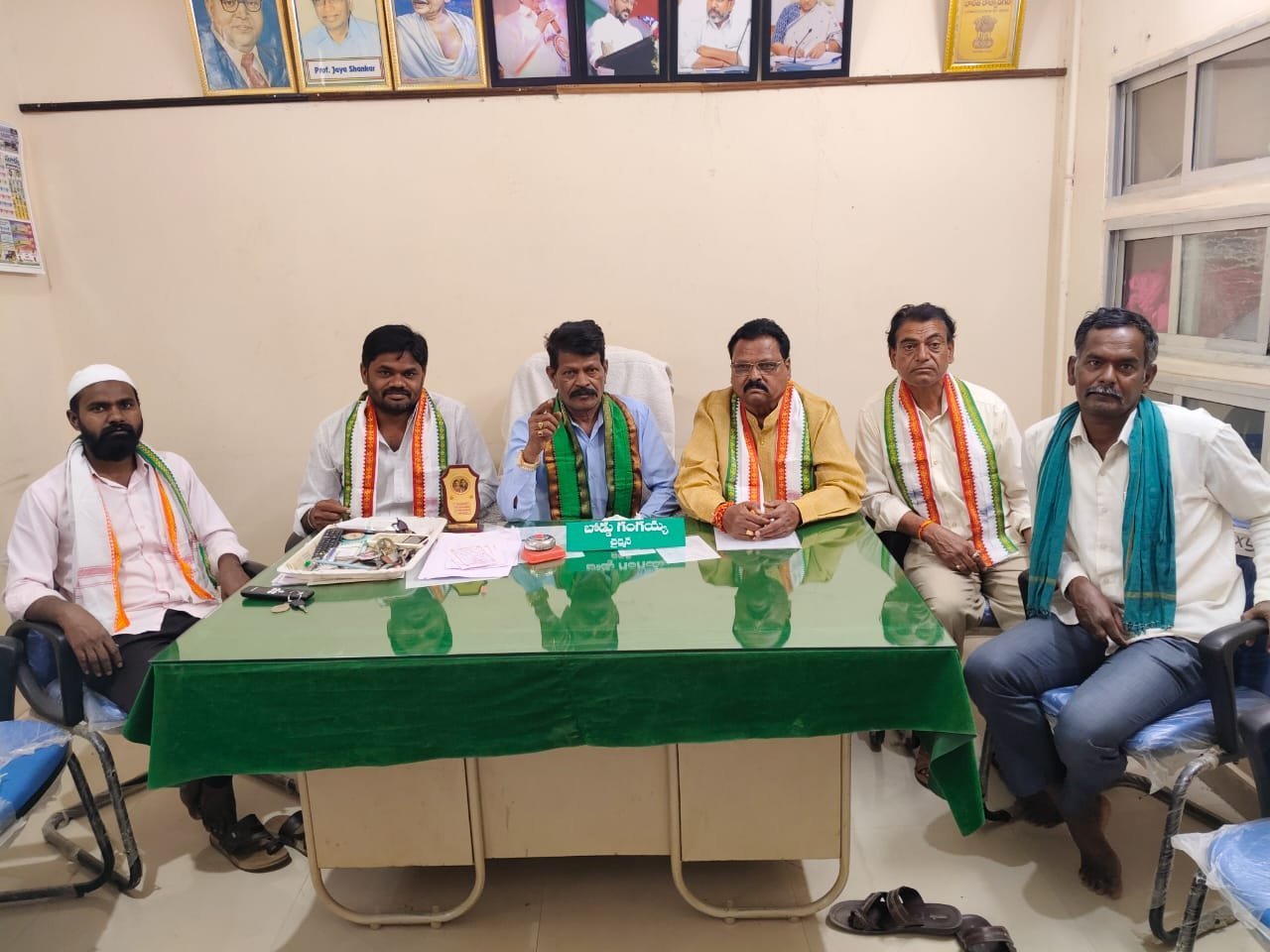 అసెంబ్లీ సాక్షిగా అబద్ధాలు మాట్లాడుతున్న బోథ్ నియోజకవర్గ ఎమ్మెల్యే : కాంగ్రెస్