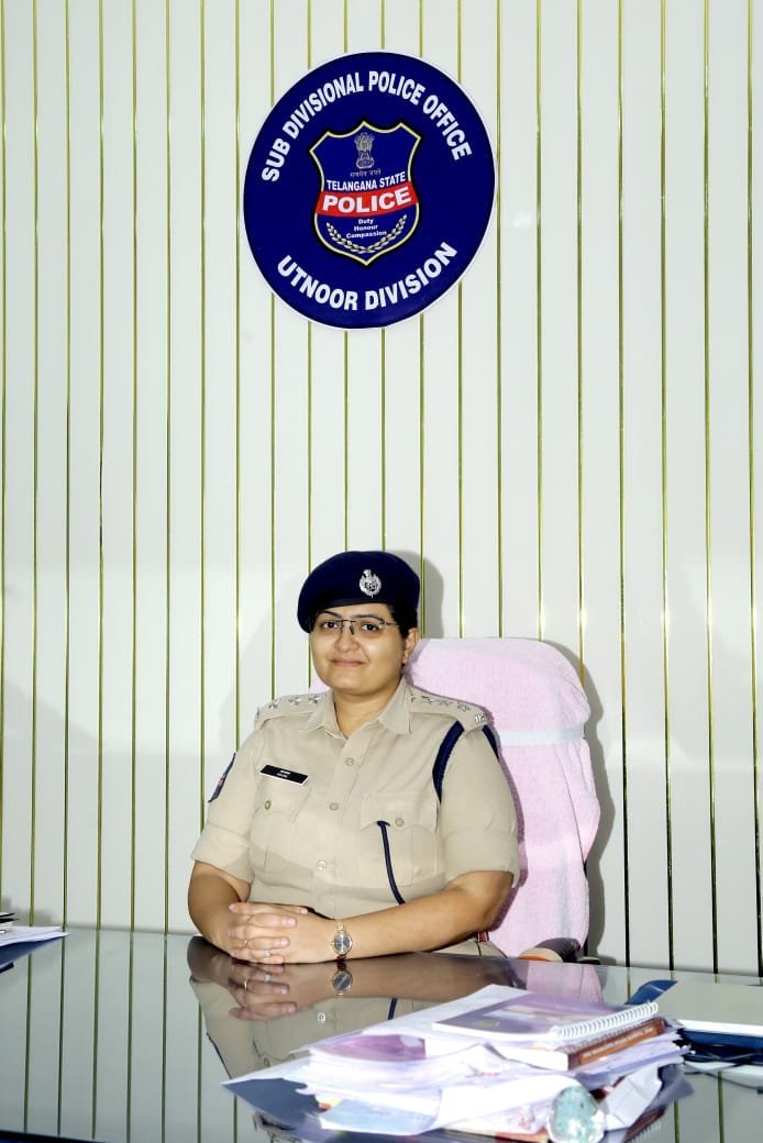 మైనర్ అమ్మాయి పై లైంగిక వేధింపులకు పాల్పడిన ఎనిమిది మంది అరెస్ట్, రిమాండ్