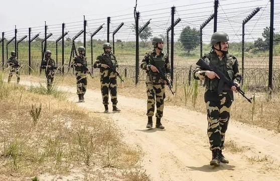 బిఎస్ఎఫ్ (BSF) హెడ్ కానిస్టేబుల్ పోస్టుల భర్తీకి నోటిఫికేషన్ రిలీజ్