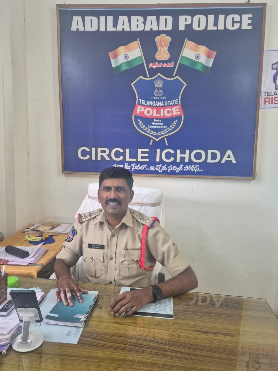 నకిలీ ఆధార్, నివాస ధృవీకరణ పత్రాల కేసులో ఒకరు అరెస్ట్ – సీఐ ఇచ్చోడ రమేష్